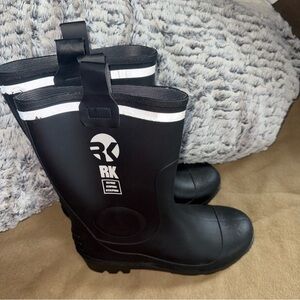 RK Black Rain Boots 9M Oil resistant brand new without box